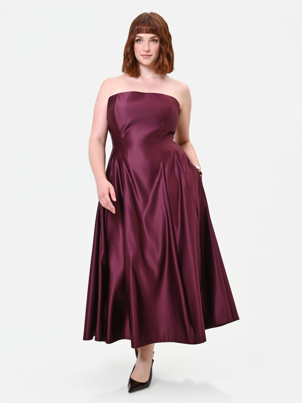 Abito Curvy bordeaux rosso in raso