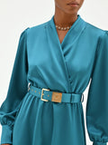 Abito midi in raso blu ottanio