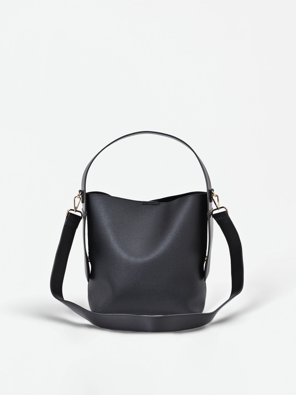 Borsa a spalla nera dalla linea morbida