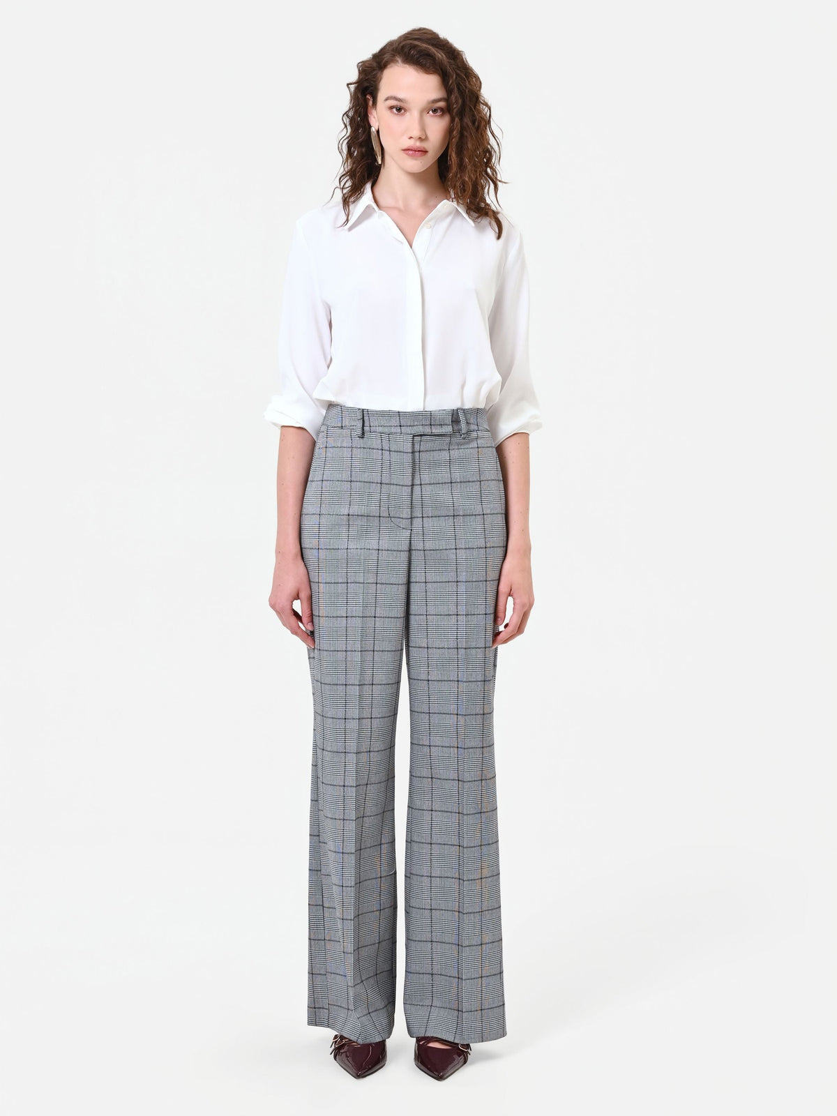 Pantalone grigio a gamba ampia con fantasia check