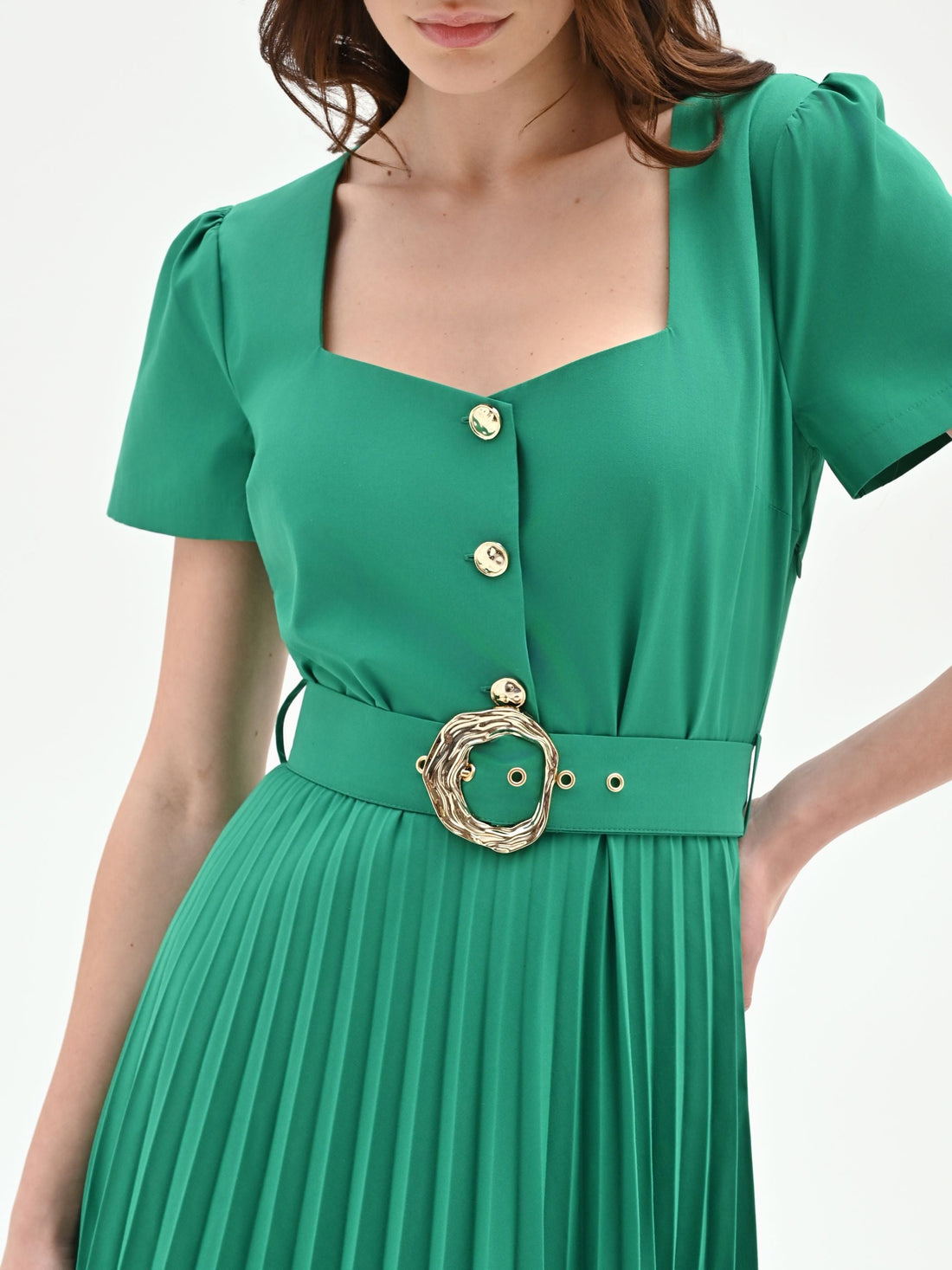 Abito midi verde con gonna plissé