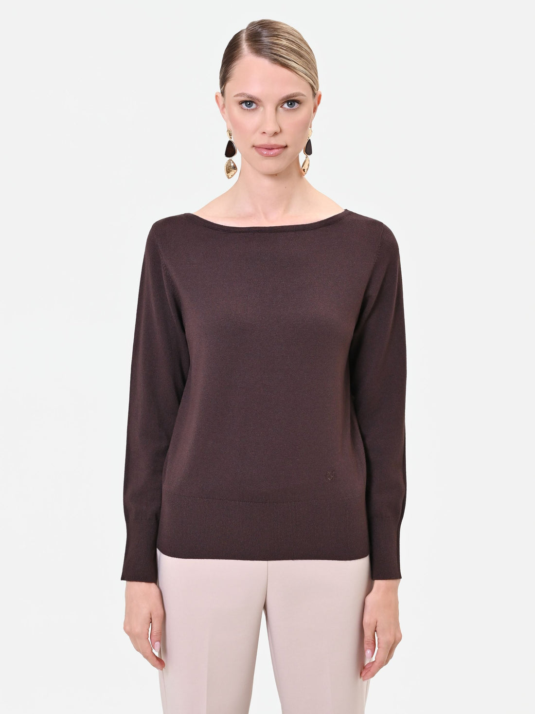 Maglia scollo a barchetta moro marrone in misto viscosa