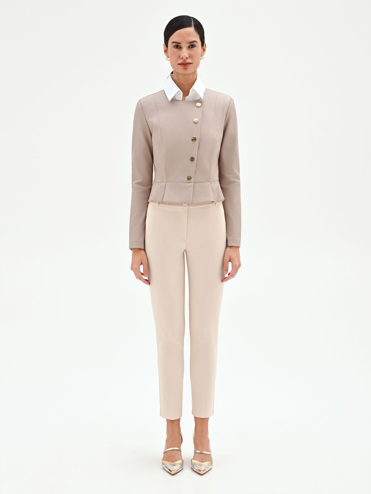 Giacca tortora beige con bottoni asimmetrici