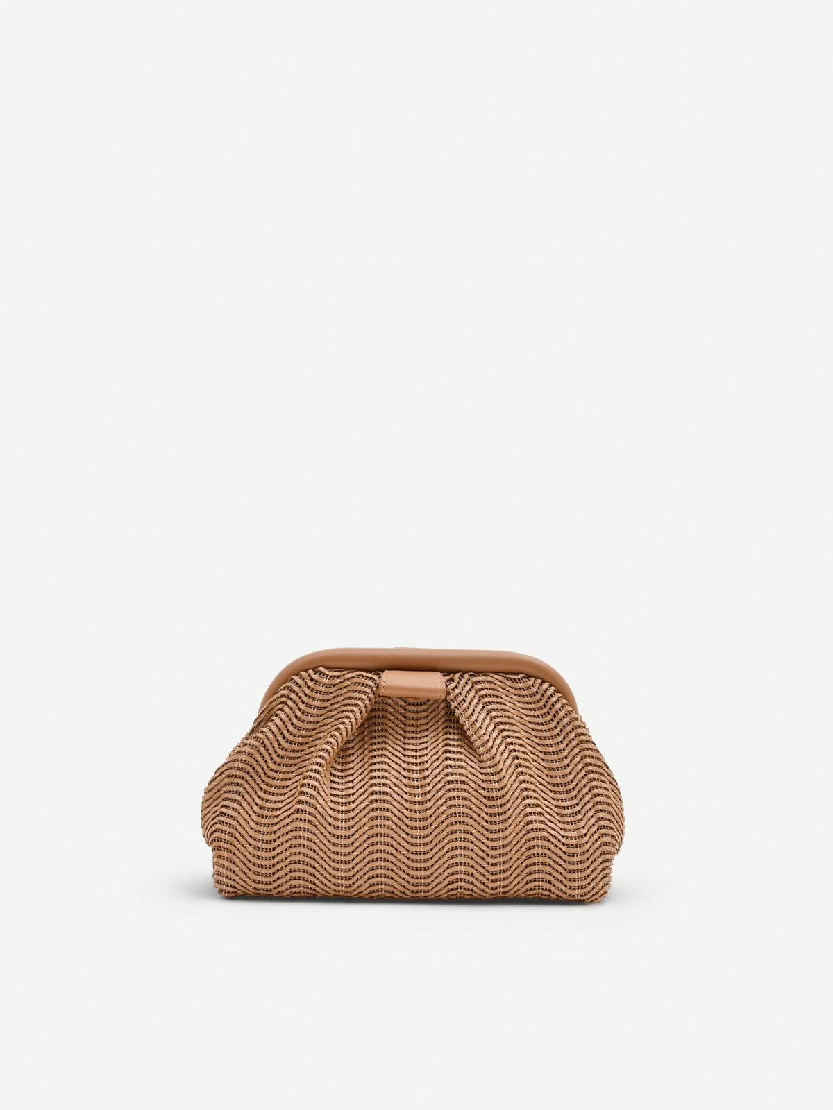 Pochette marrone cuoio con chiusura a fiocco