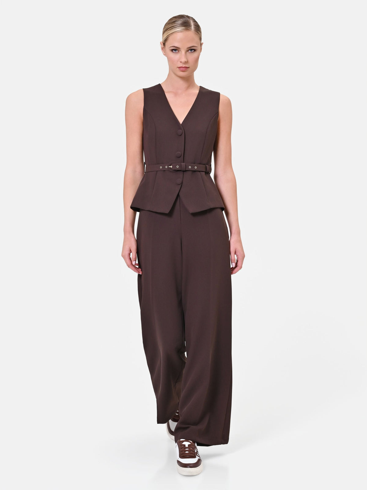Tuta marrone in cadi effetto gilet con cintura