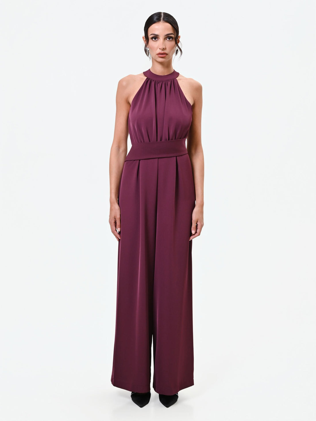Tuta rosso bordeaux con pantalone palazzo