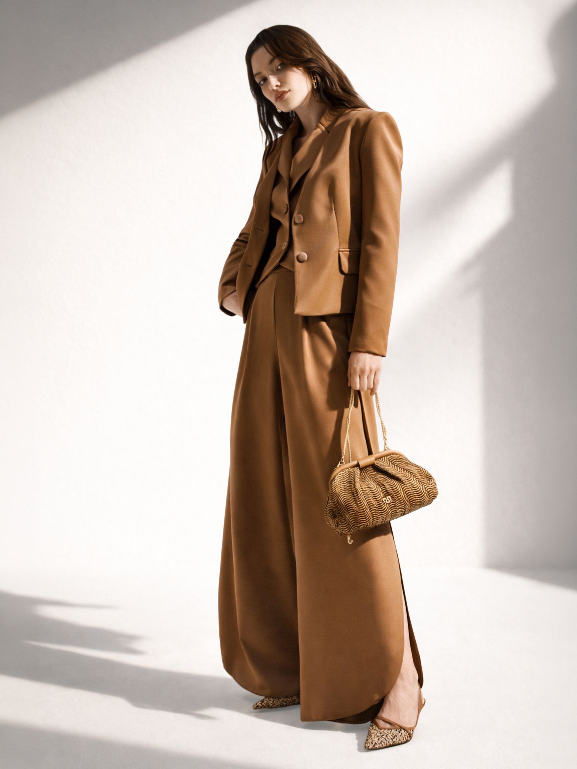 Pantalone a palazzo marrone bronzo con pinces