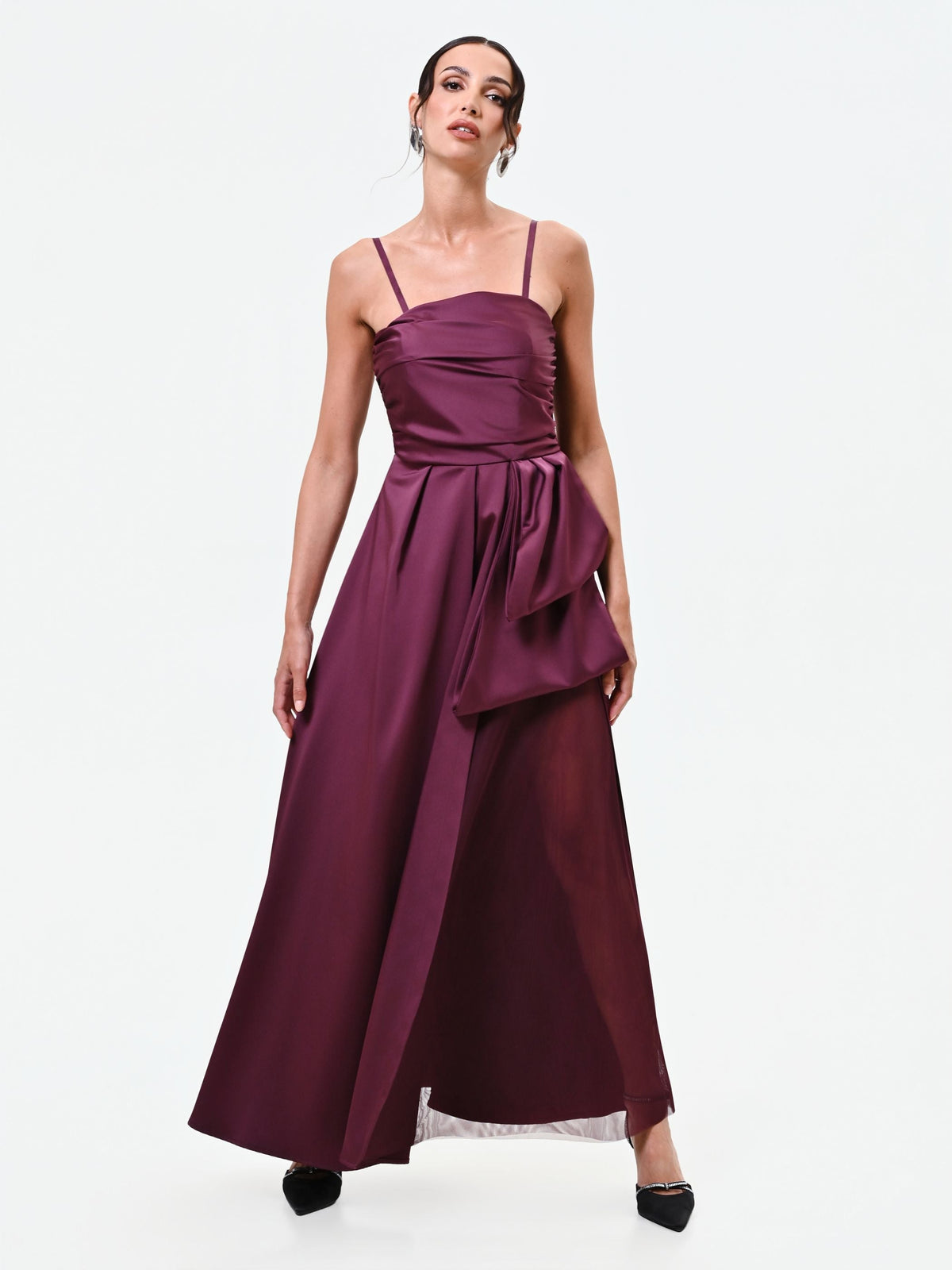 Abito lungo bordeaux con maxi fiocco