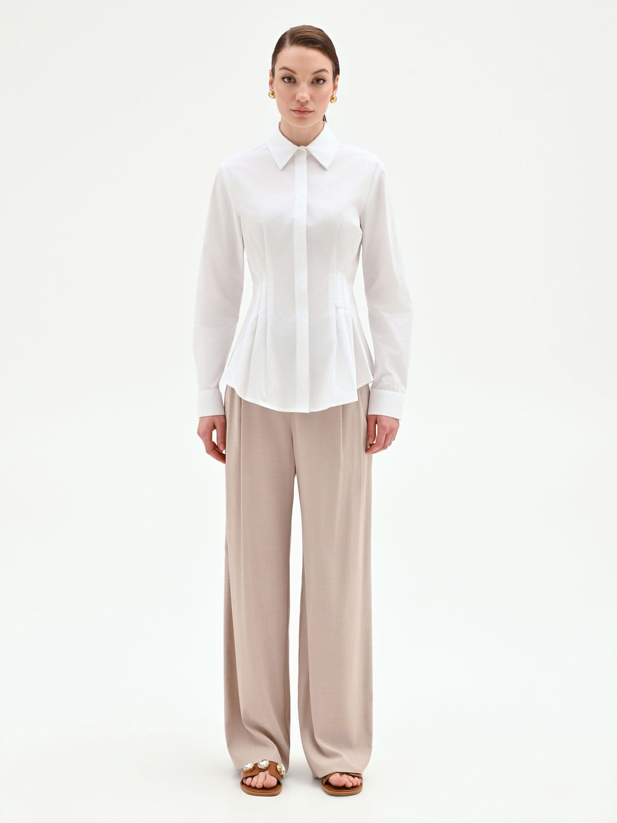 Camicia bianca con baschina