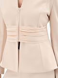 Giacca beige chiaro con drappeggio in vita