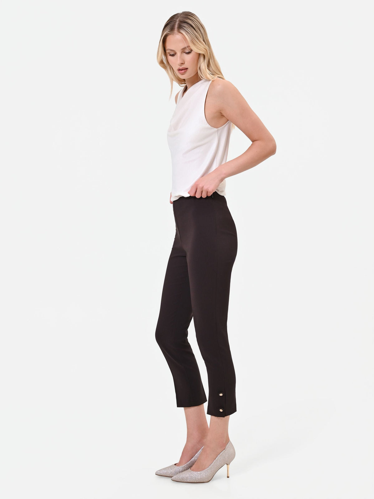 Pantalone moro marrone con spacchetto laterale