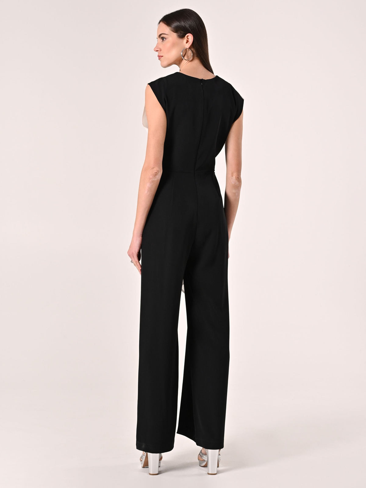 Tuta Bicolor Black & White