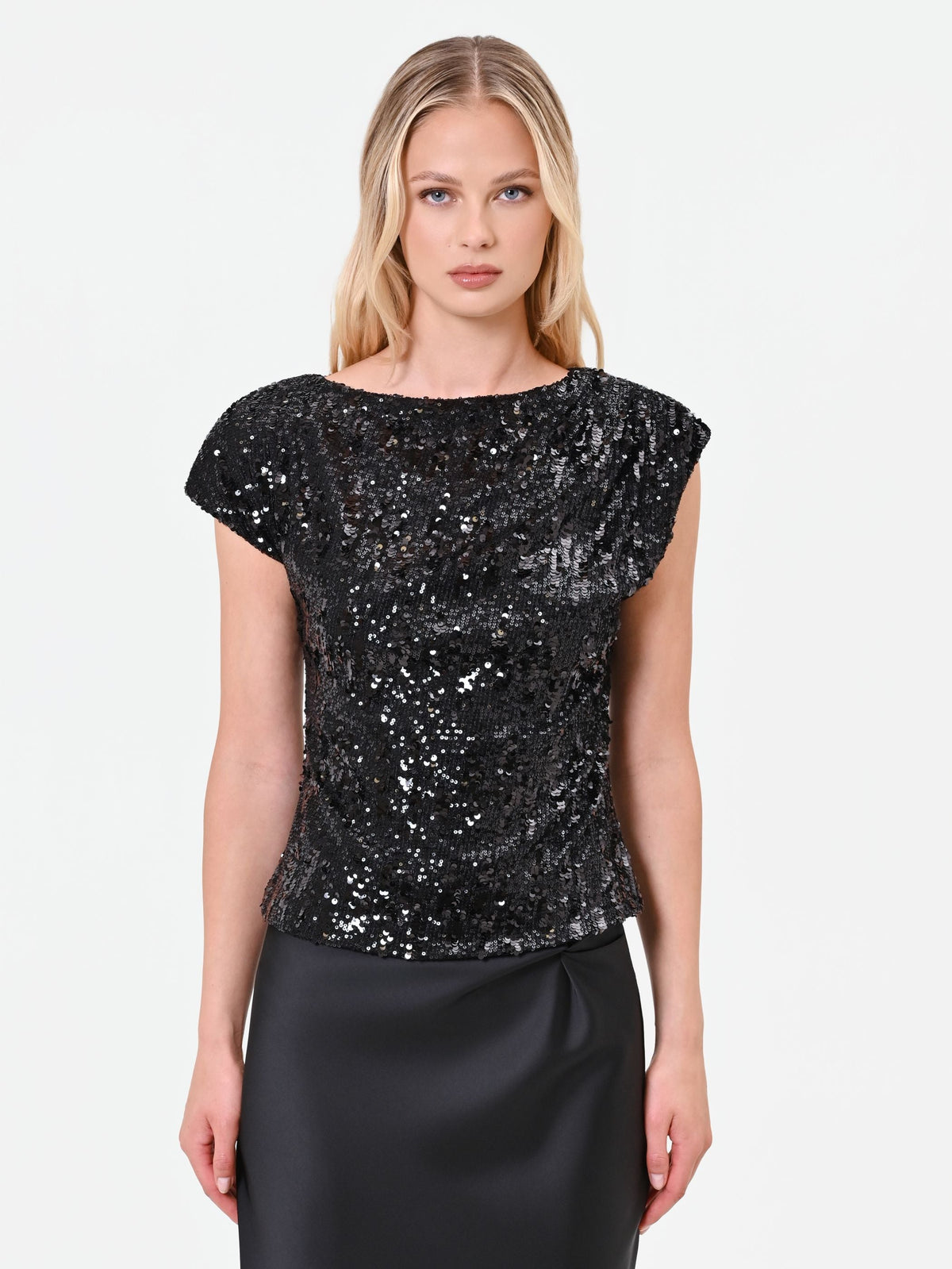 Top nero in paillettes