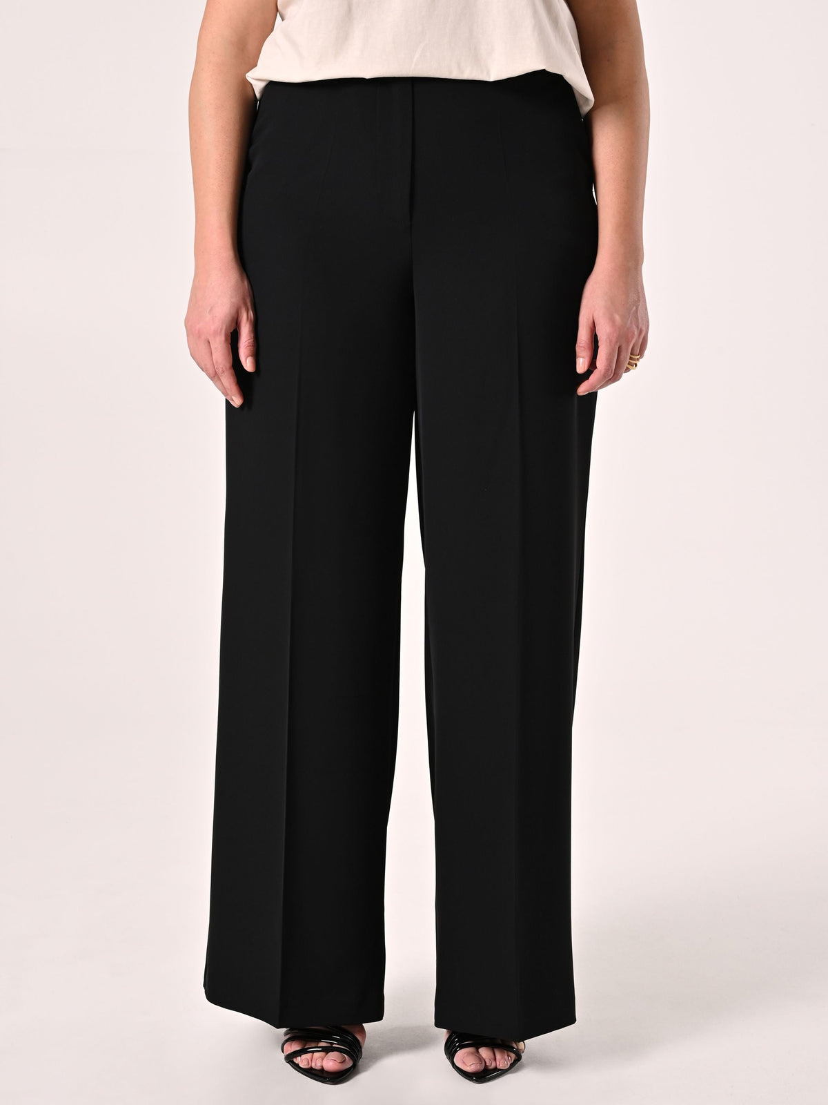 Pantaloni Palazzo Curvy Neri in Cadi