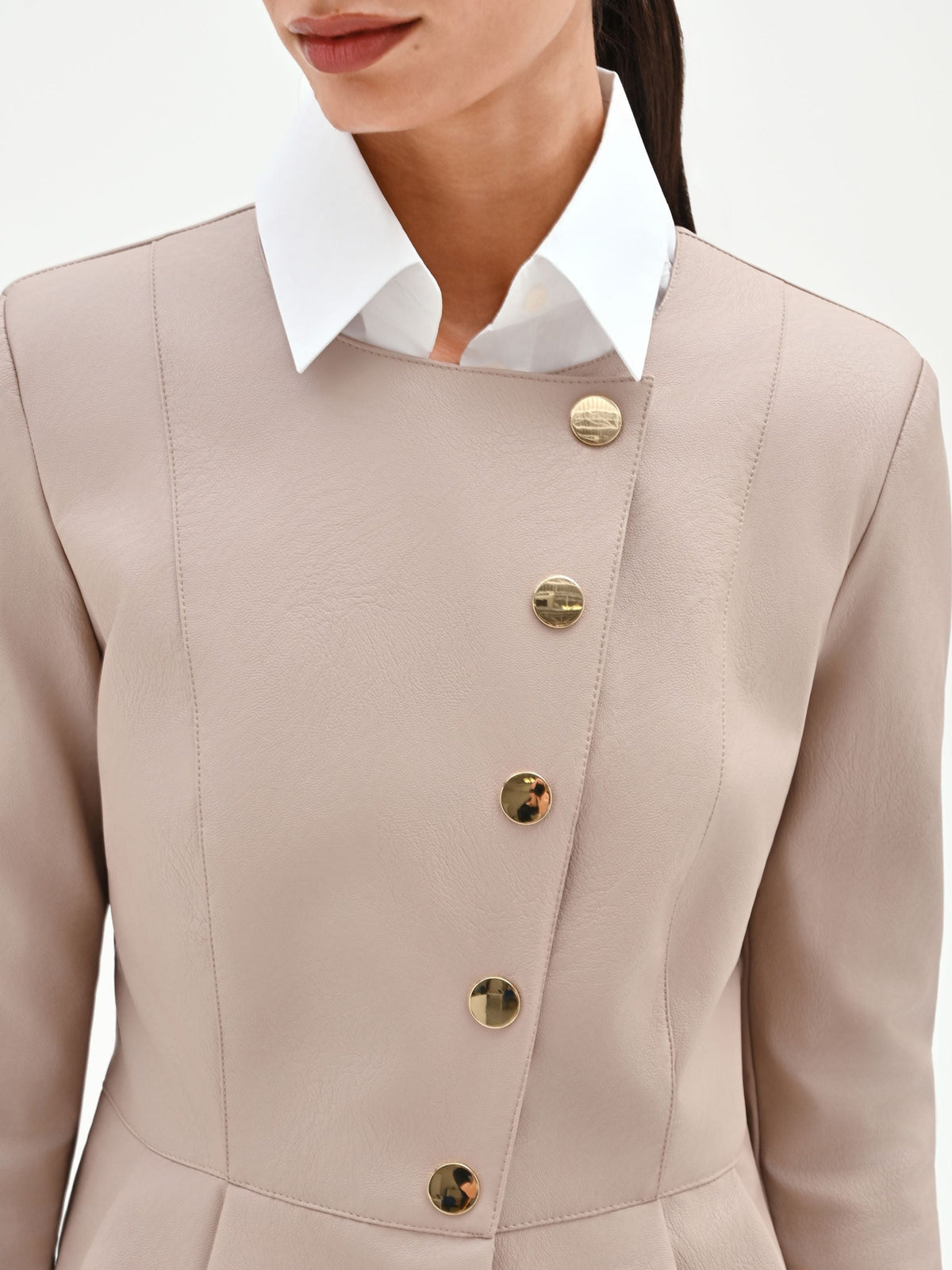 Giacca tortora beige con bottoni asimmetrici