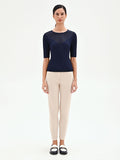 Maglia blu navy a costine con gioco di trasparenze