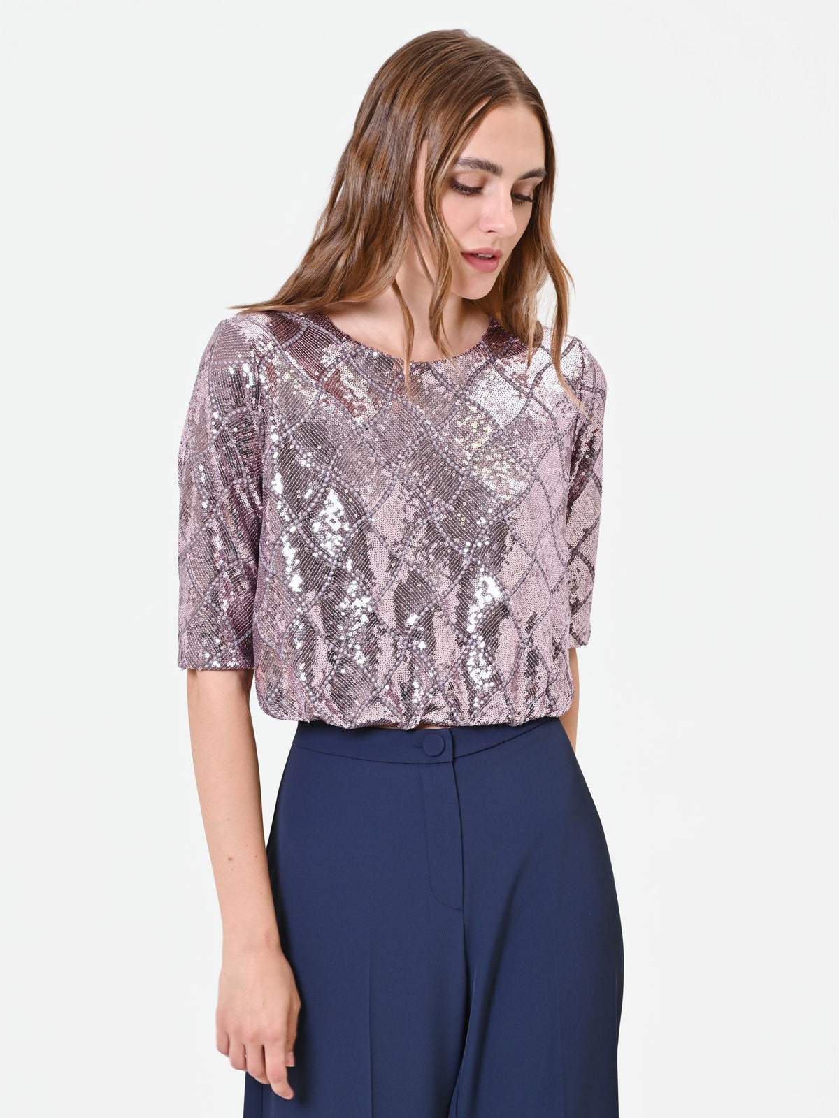 Blusa rosa antico in paillettes con disegno a rombi