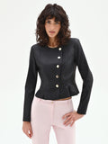 Giacca nera in similpelle con silhouette a peplo