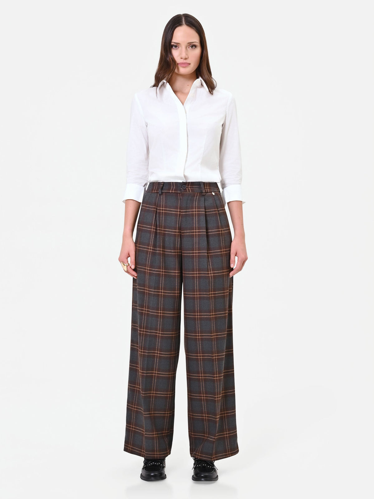 Pantalone a palazzo marrone con motivo check