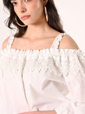 Blusa Bianca off the Shoulders con Inserto in Pizzo