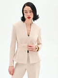 Giacca beige chiaro con drappeggio in vita