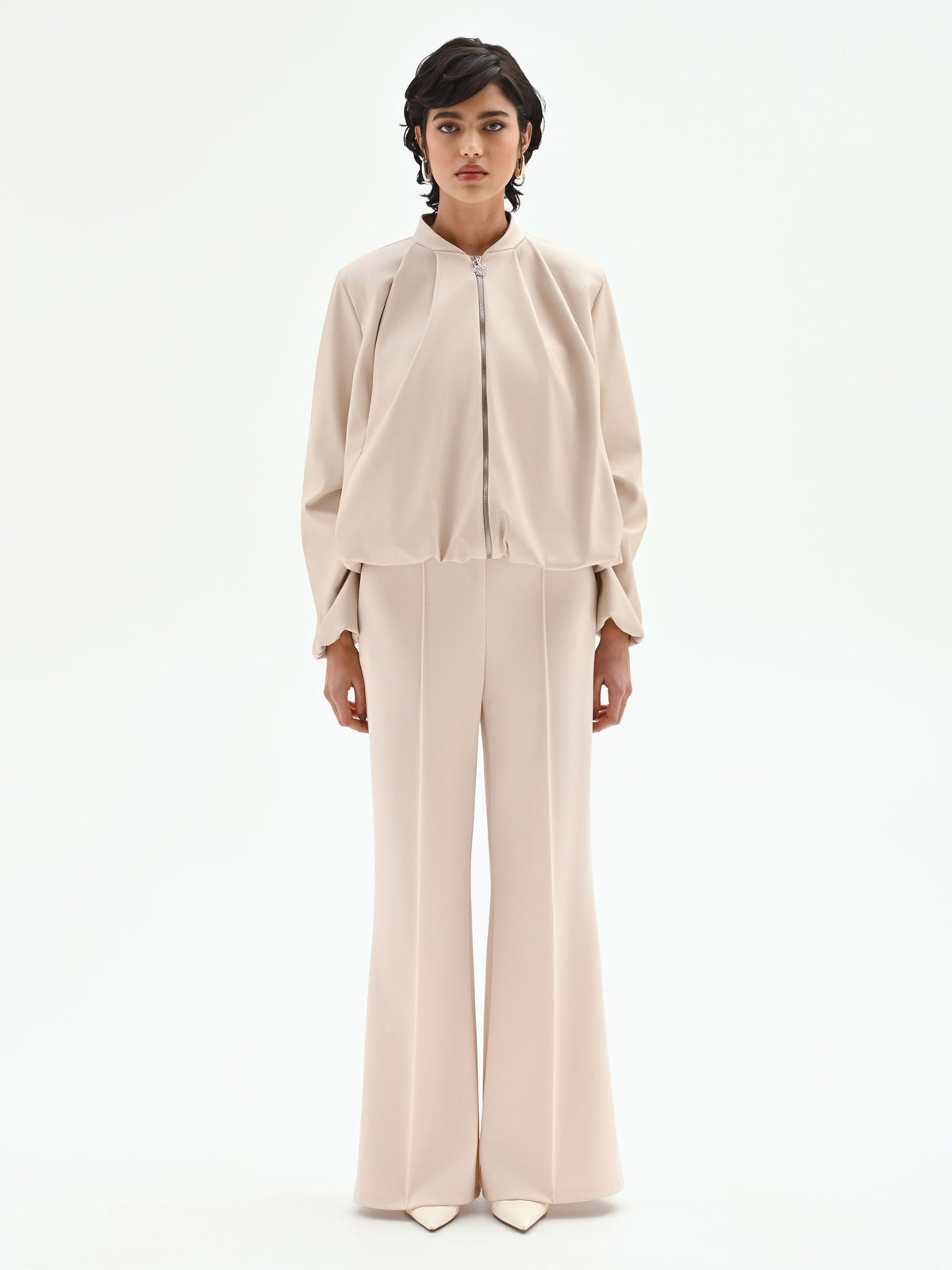 Bomber in similpelle tortora beige con maniche a palloncino