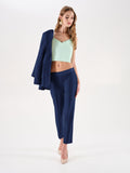 Pantalone blu a sigaretta con cinturino a contrasto