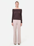 Maglia marrone con spalle scoperte