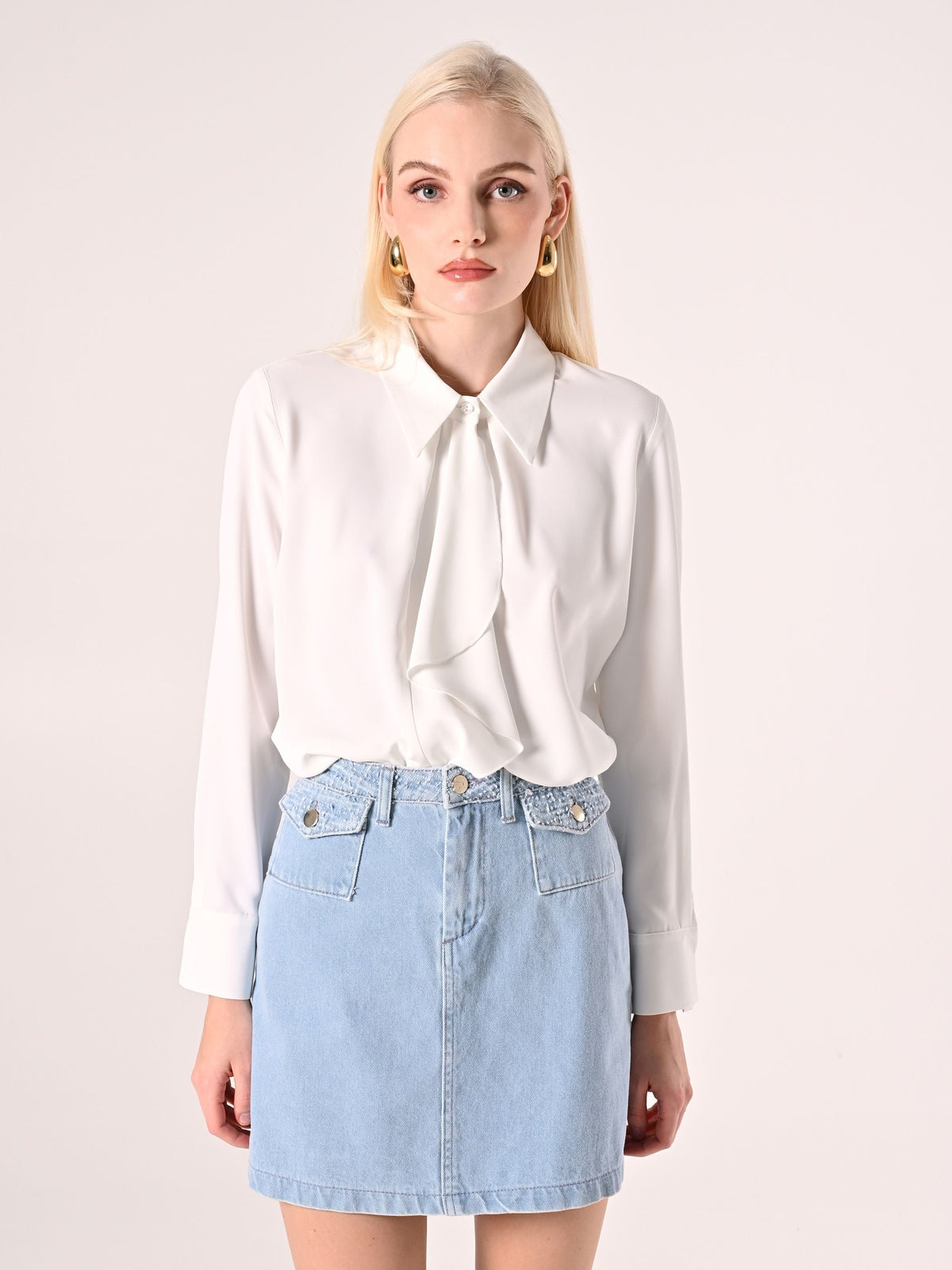 Blusa Bianca con Colletto