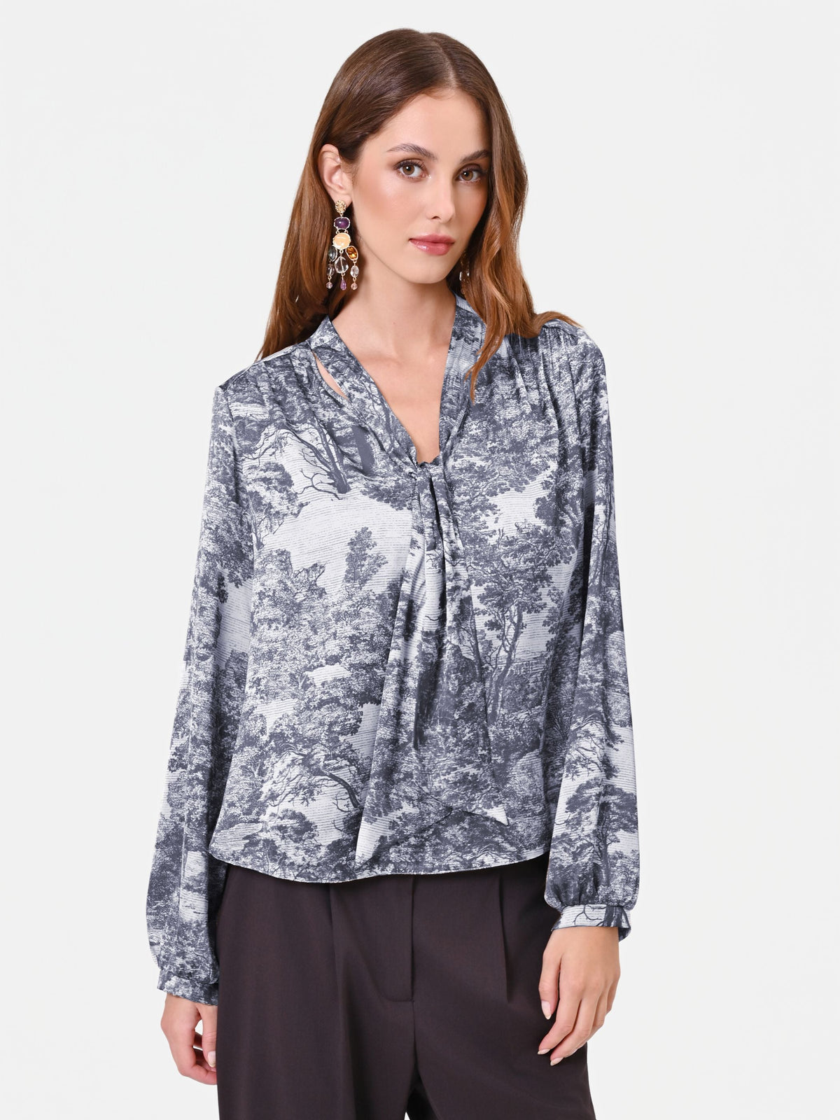 Blusa toile de jouy con fiocco al collo