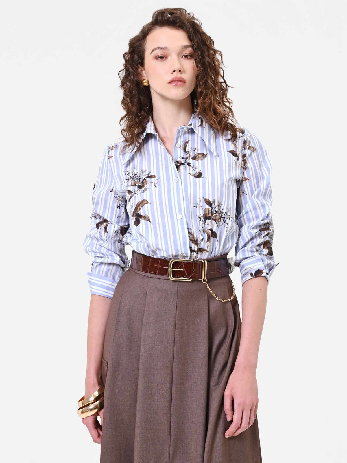 Camicia cropped a righe e fiori
