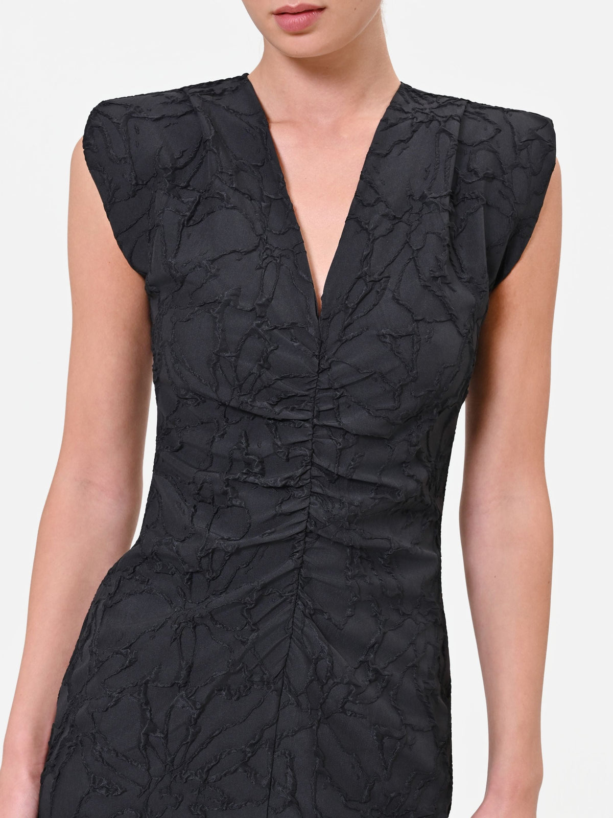 Abito tubino nero con drappeggio in tessuto jacquard