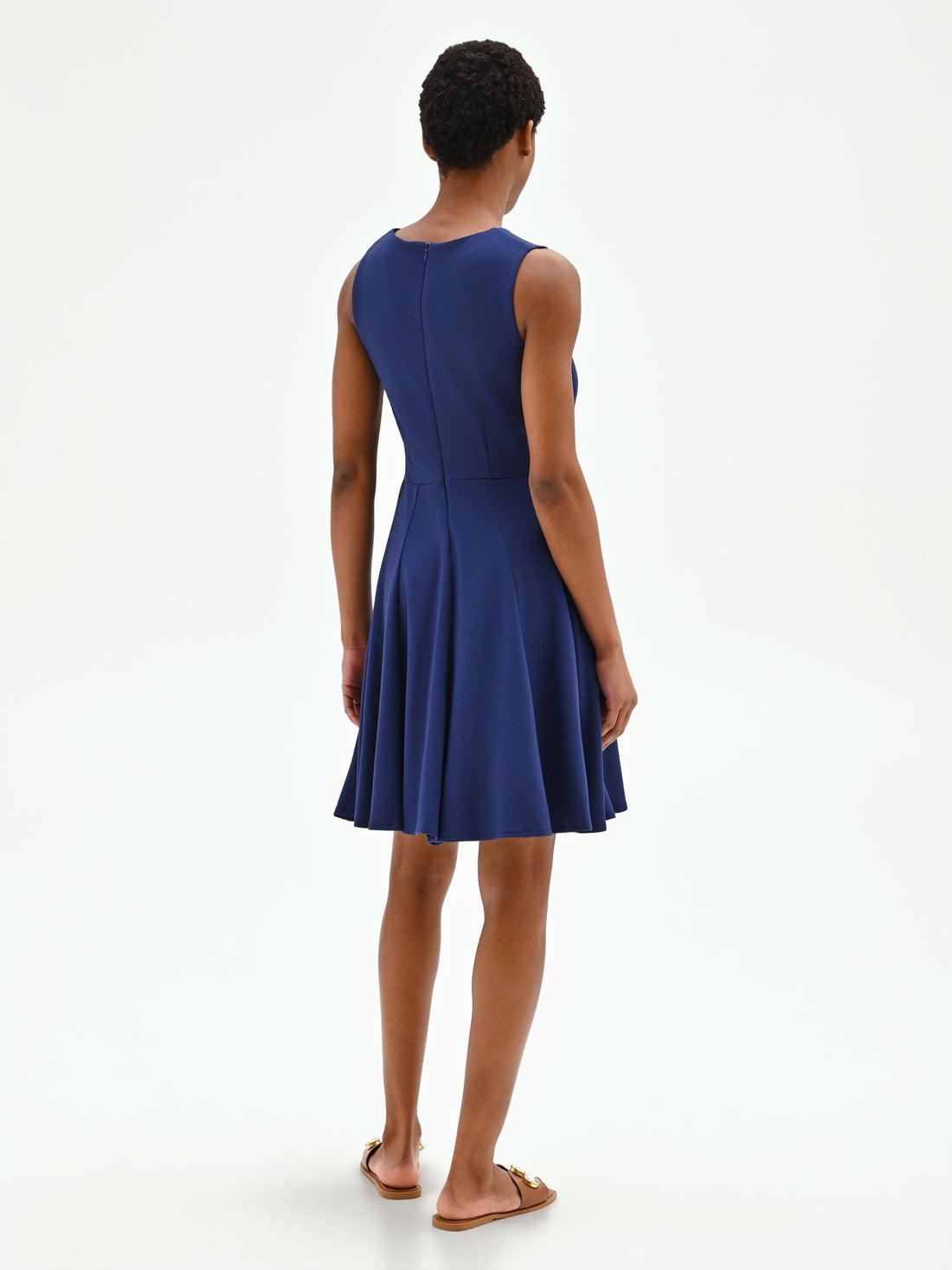 Abito blu fit and flare con scollo a goccia