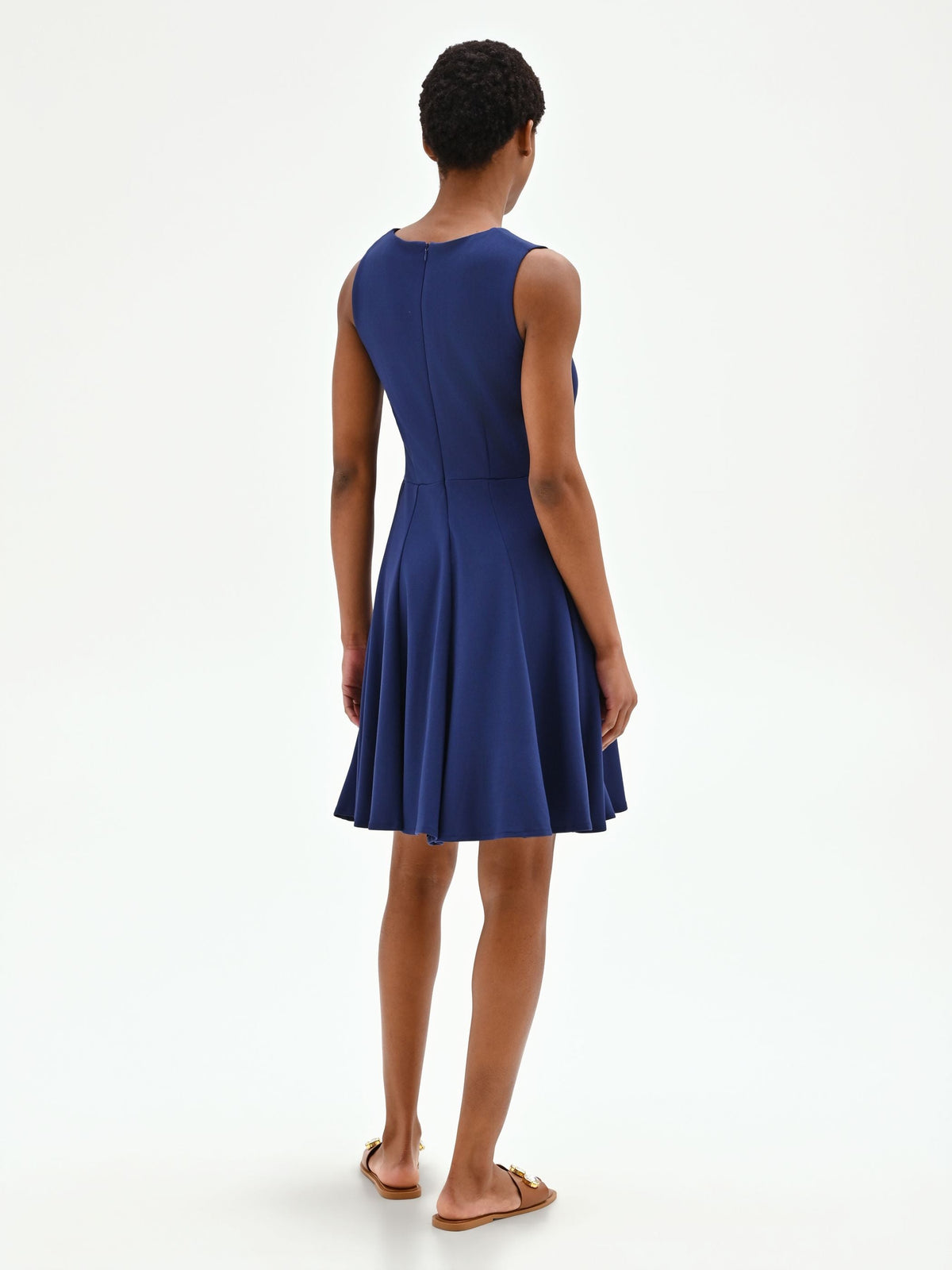Abito blu fit and flare con scollo a goccia