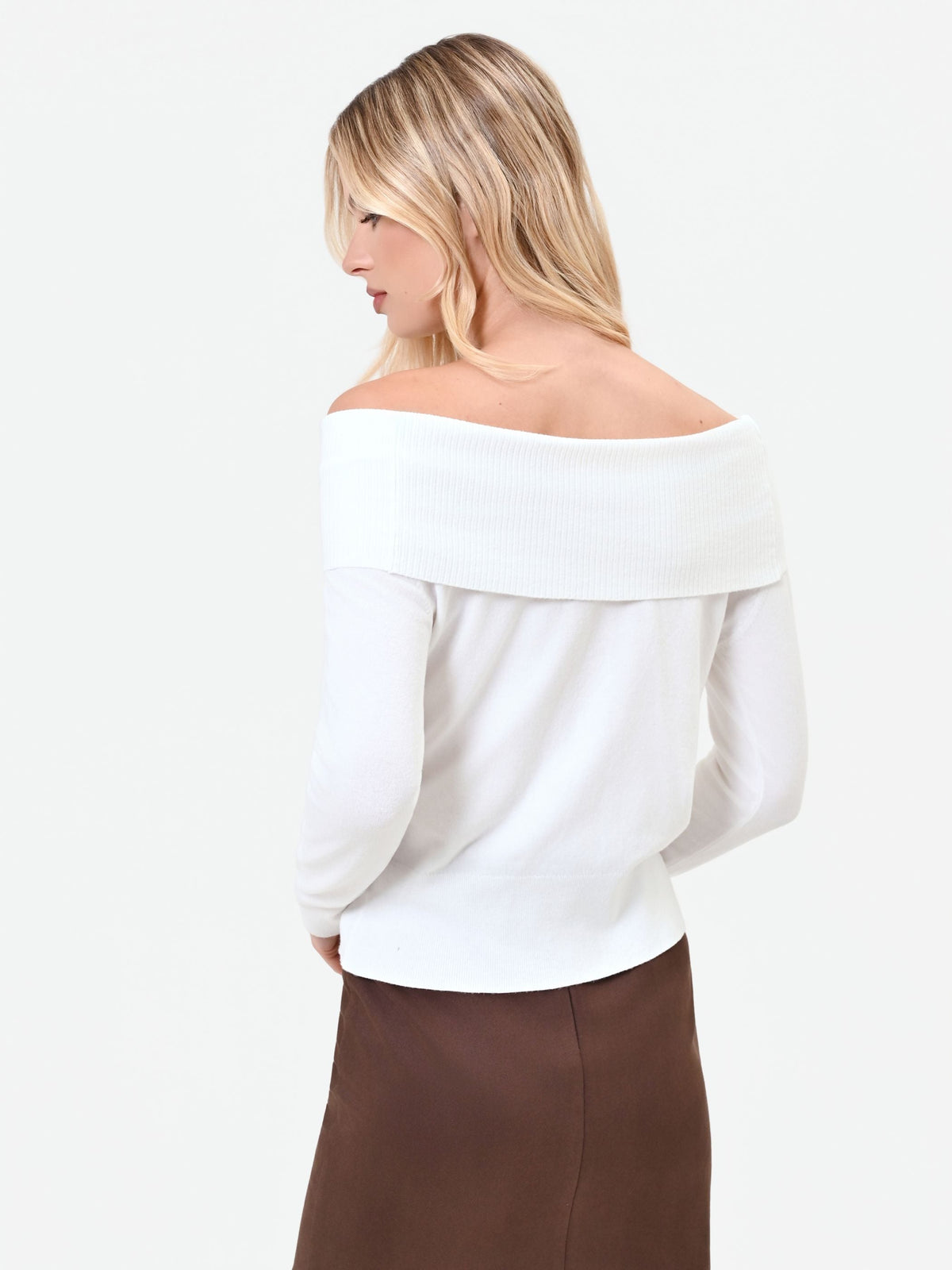 Maglia panna bianco con spalle scoperte in misto viscosa