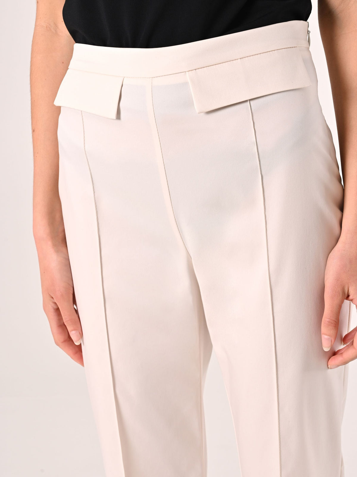 Pantaloni Bianchi in Cotone con Patte