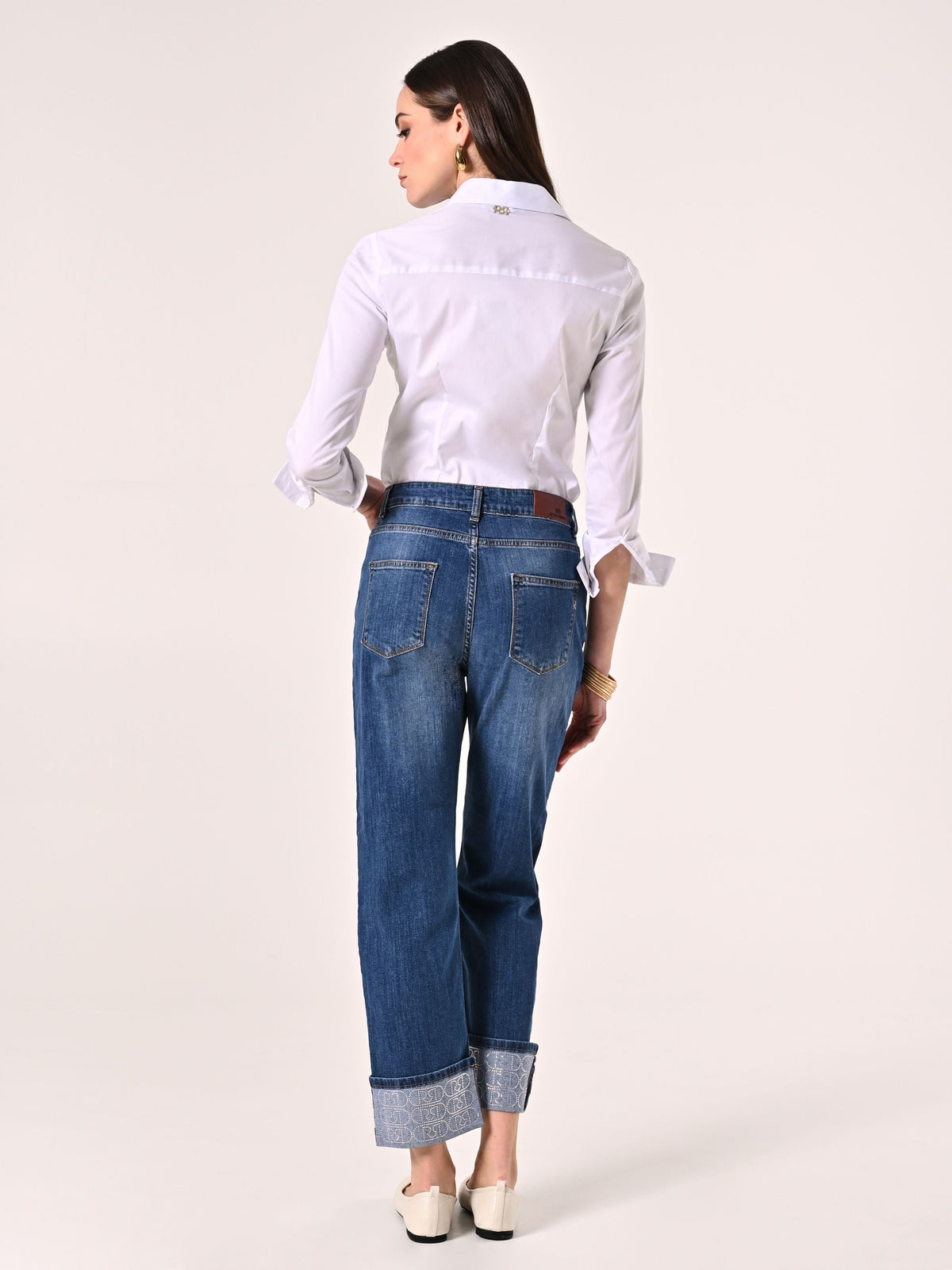 Jeans con Risvolto Logo Strass