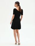 Abito nero in maglia a costine