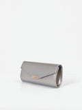 Pochette con texture metallizzata