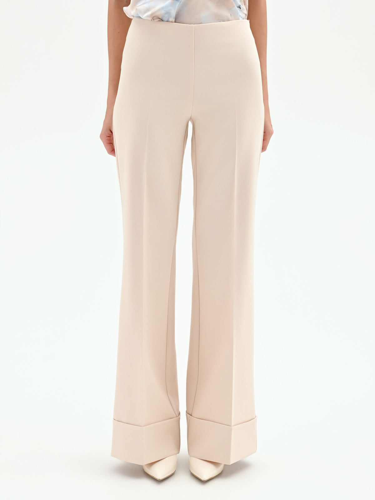 Pantalone a palazzo beige chiaro con risvolto