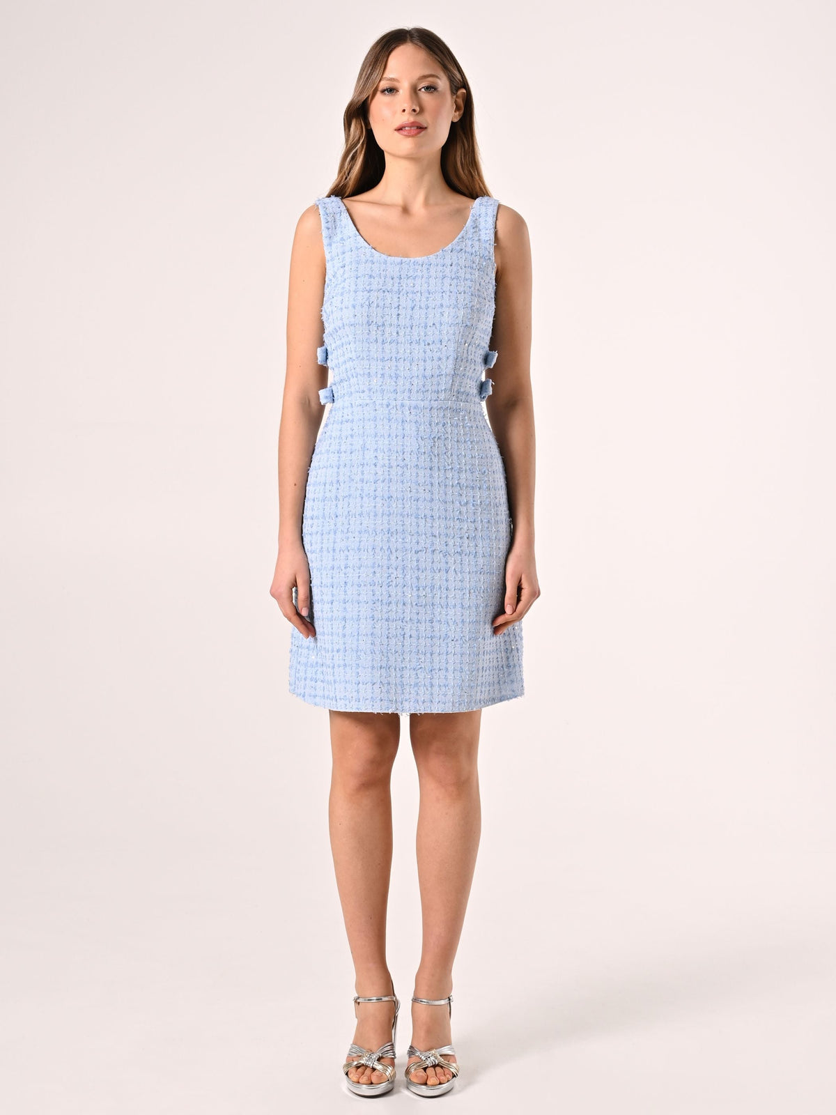 Abito con Fiocchi in Tweed con Micro Paillettes