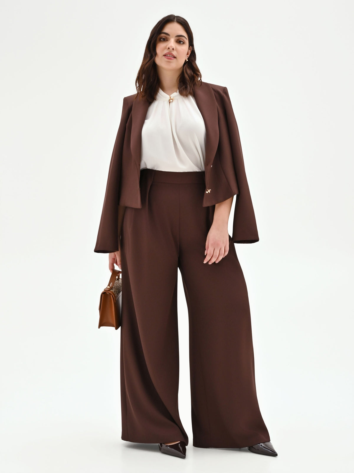 Pantalone curvy a palazzo cioccolato con pinces