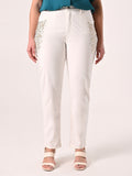 Jeans Curvy Bianchi con Borchi e Strass