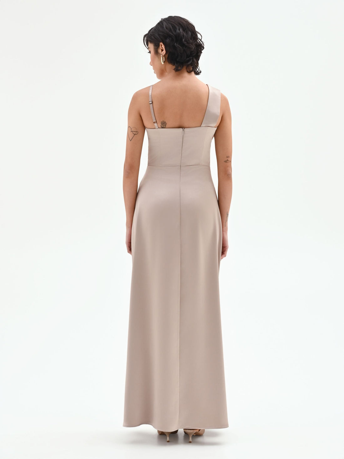 Abito lungo in raso tortora beige con corpetto