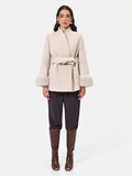 Cappotto corto beige con polsini effetto pelliccia