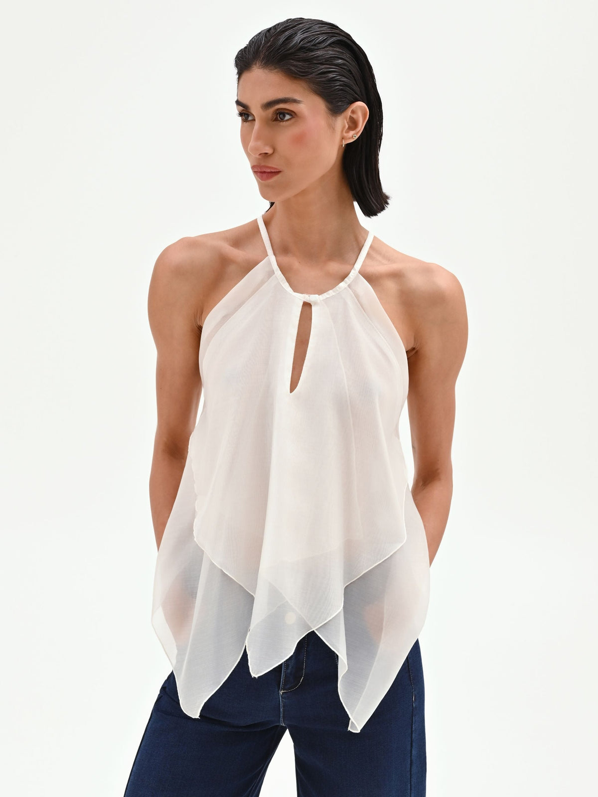 Top panna bianco con scollo all'americana