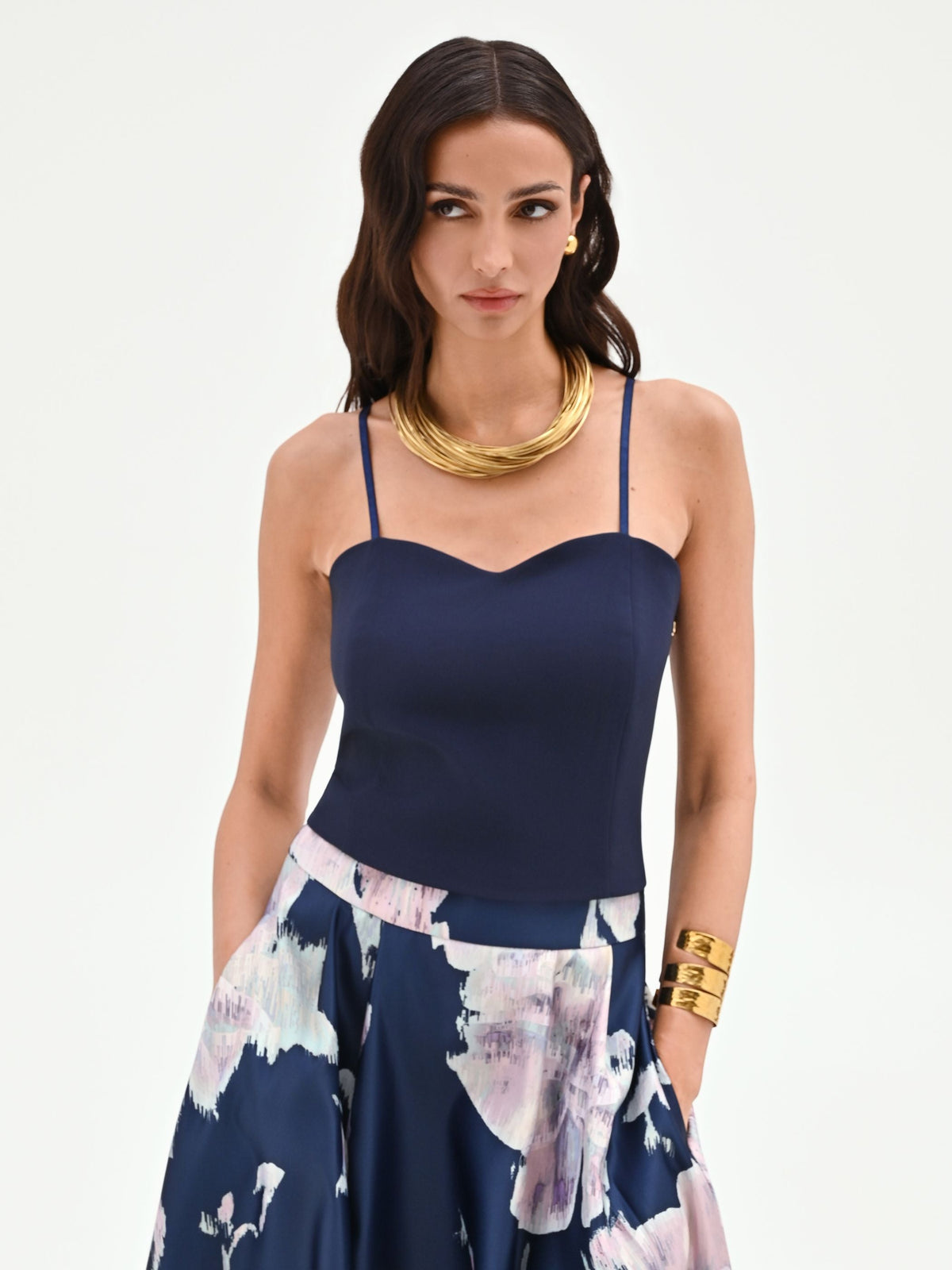 Top bustier blu con scollo a cuore