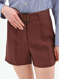 Pantalone corto cioccolato con cintura in vita