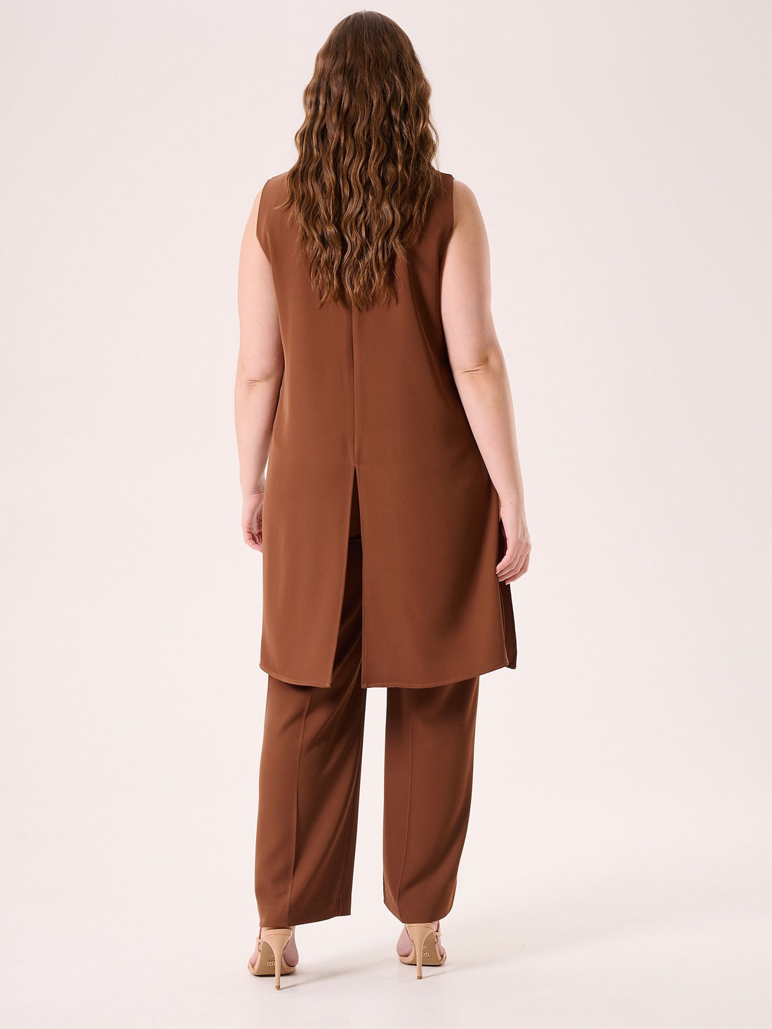 Top Curvy Lungo Marrone Cioccolato