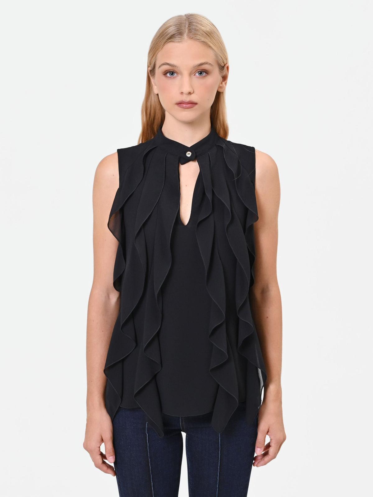Top nero in georgette con rouches